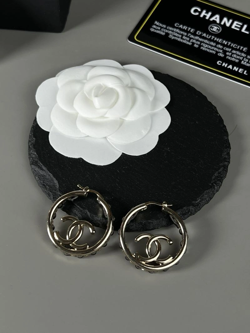 Trendsetting Chanel Earrings 228022