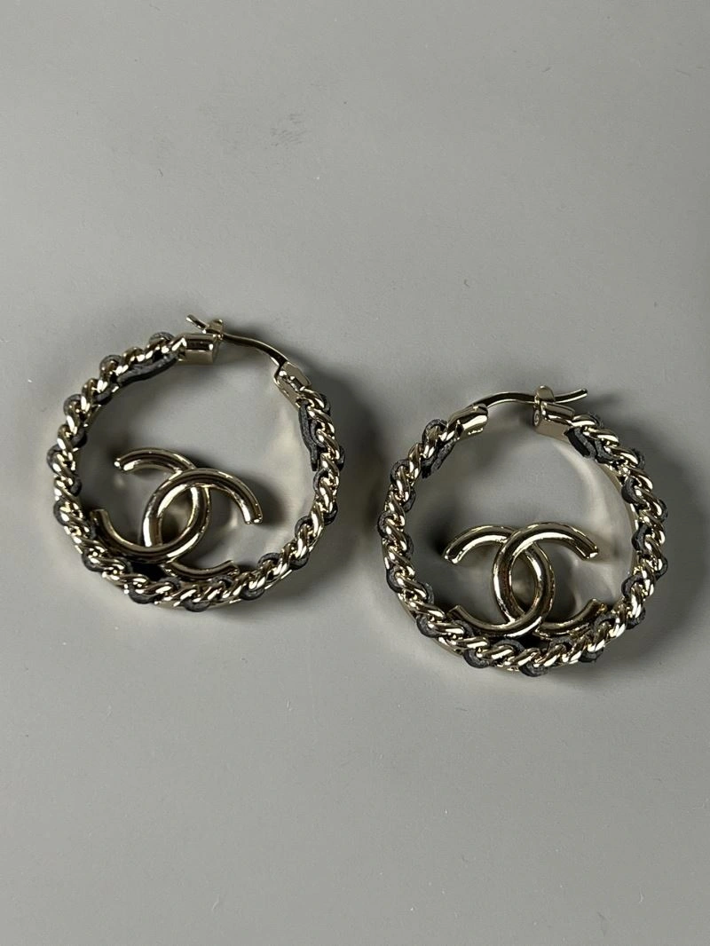 Trendsetting Chanel Earrings 228022