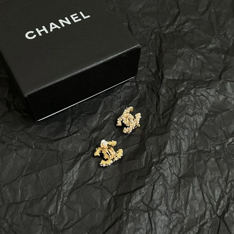 Chanel Earrings SoftTouch 228021