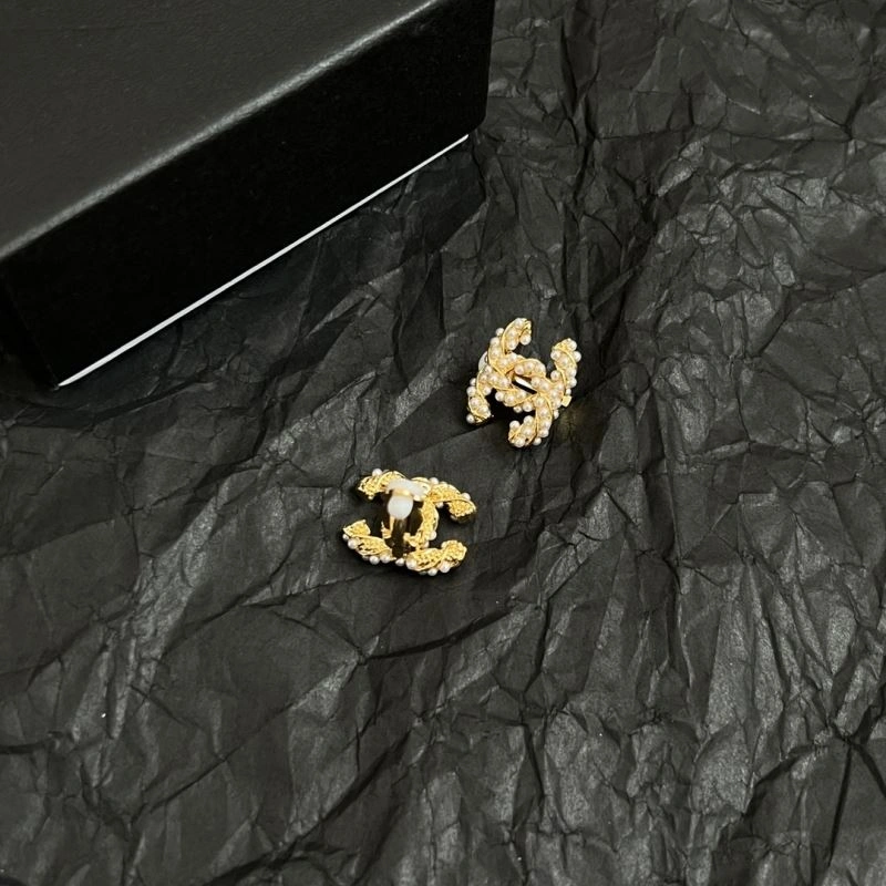 Chanel Earrings SoftTouch 228021