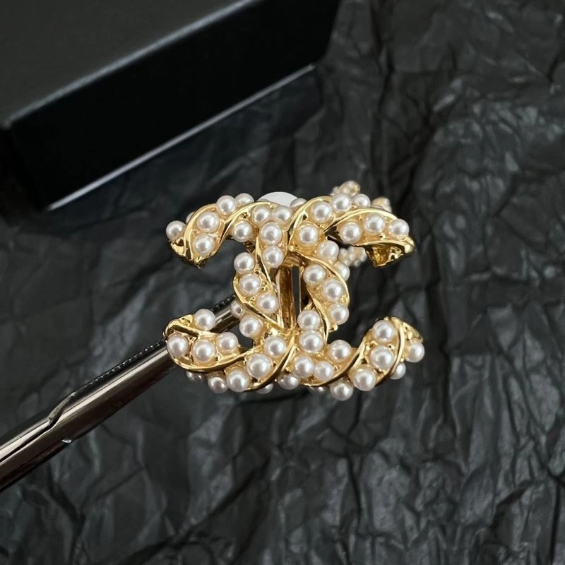 Chanel Earrings SoftTouch 228021