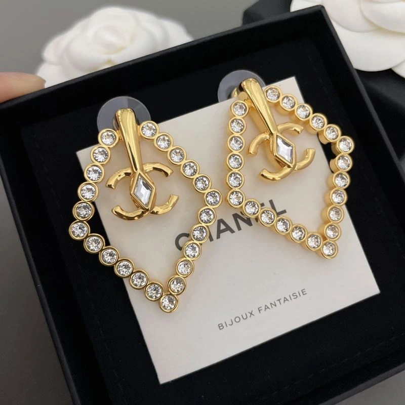 Snug Chanel Earrings 228041