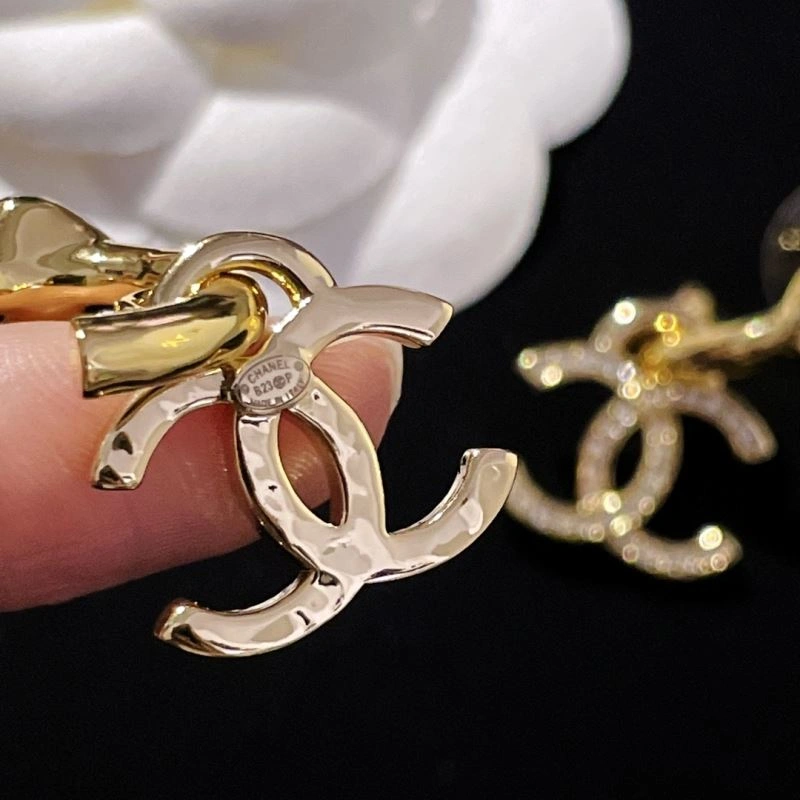 Chanel Earrings EyeCatching 228096
