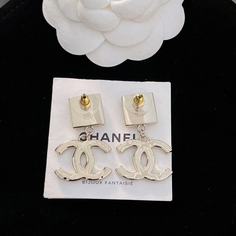 Breathable Chanel Earrings 228010