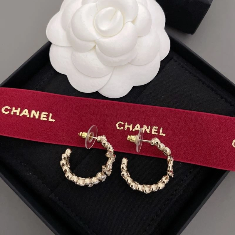 Breathable Chanel Earrings 228040