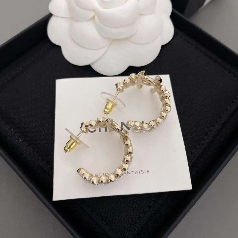 Breathable Chanel Earrings 228040