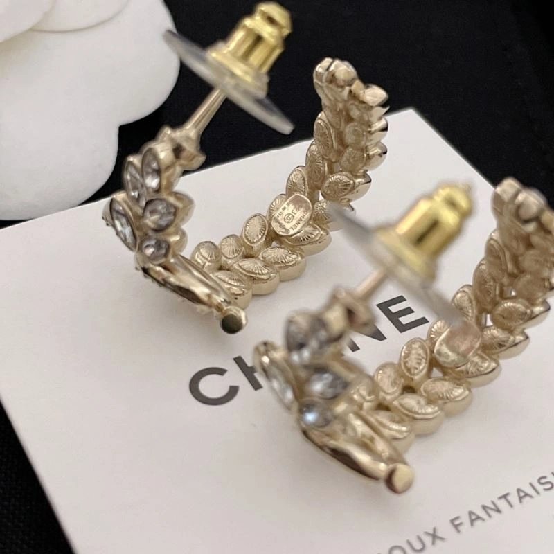 Breathable Chanel Earrings 228040
