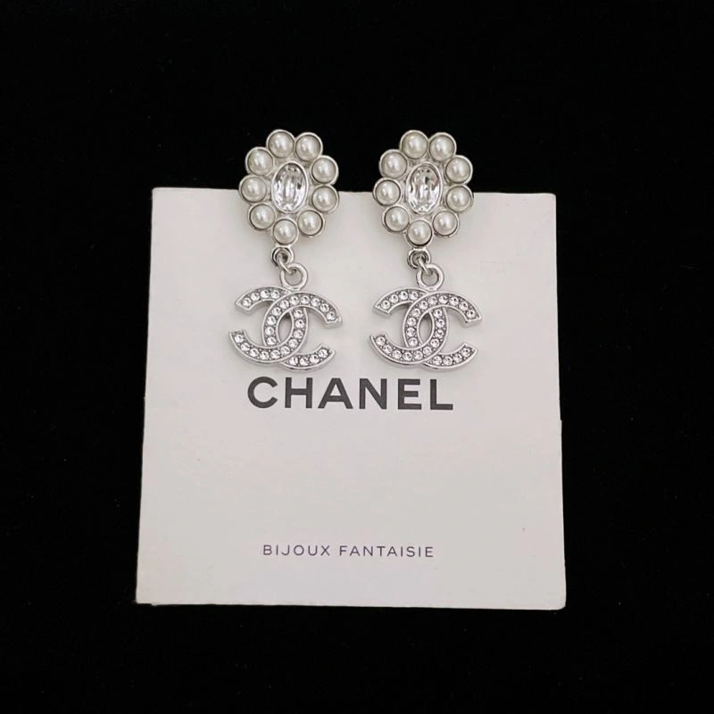 Chanel Earrings StreetReady 228018