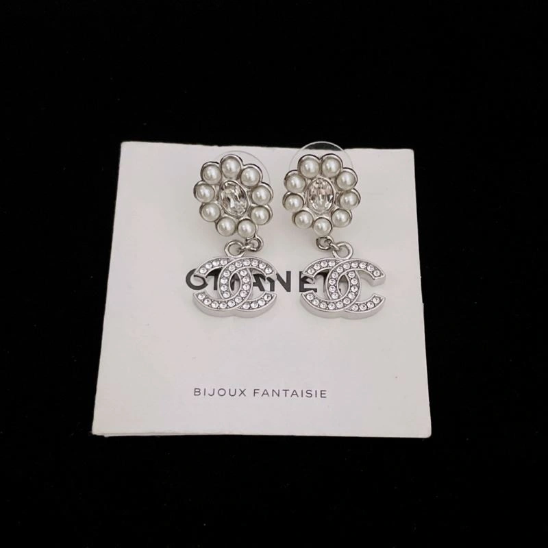 Chanel Earrings StreetReady 228018