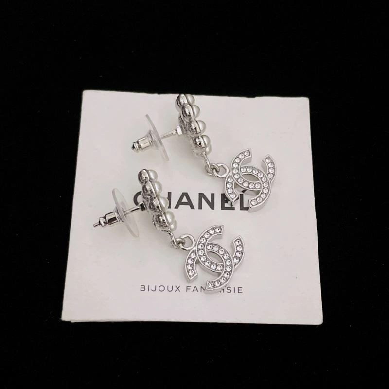 Chanel Earrings StreetReady 228018