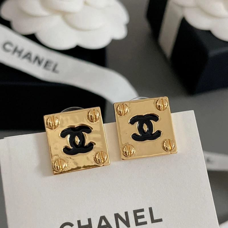 Chanel Earrings Neat 228039