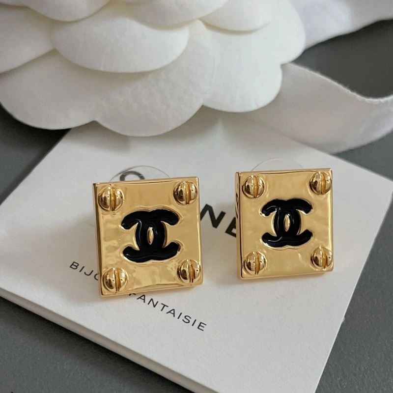Chanel Earrings Neat 228039