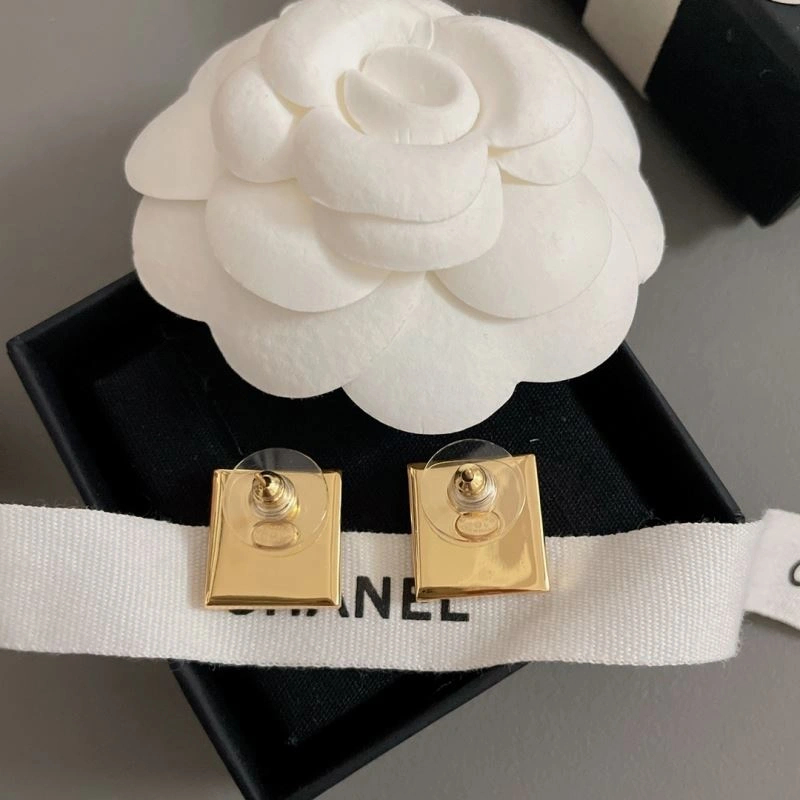 Chanel Earrings Neat 228039