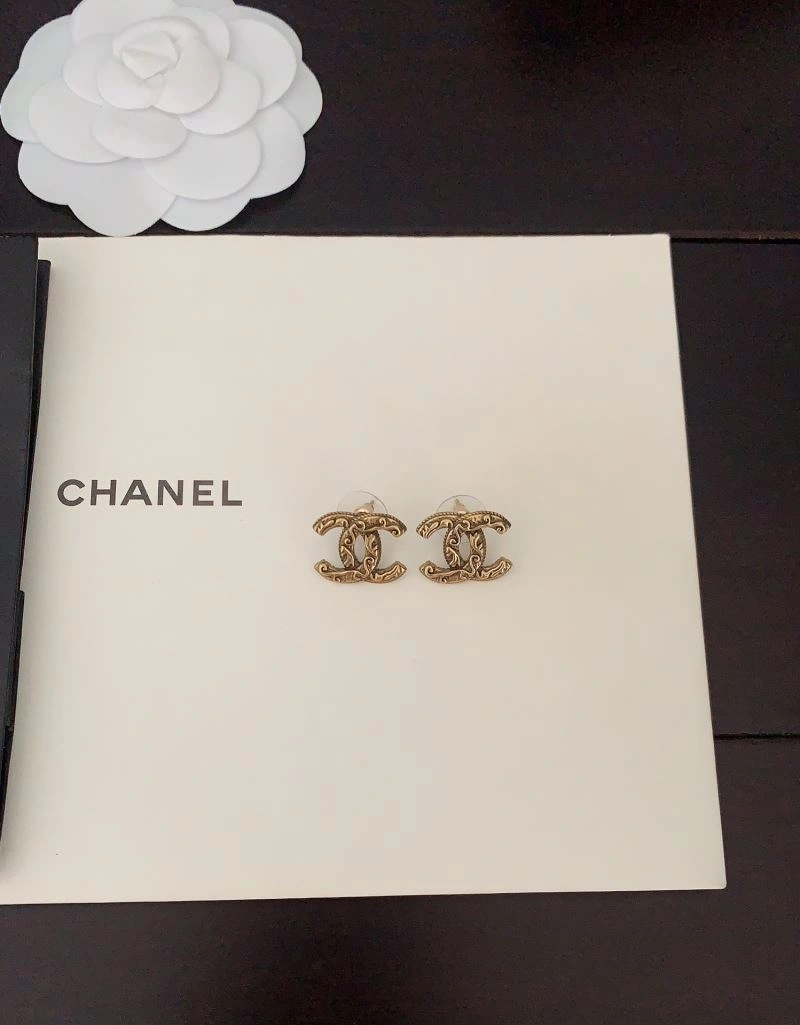 Compact Chanel Earrings 227997
