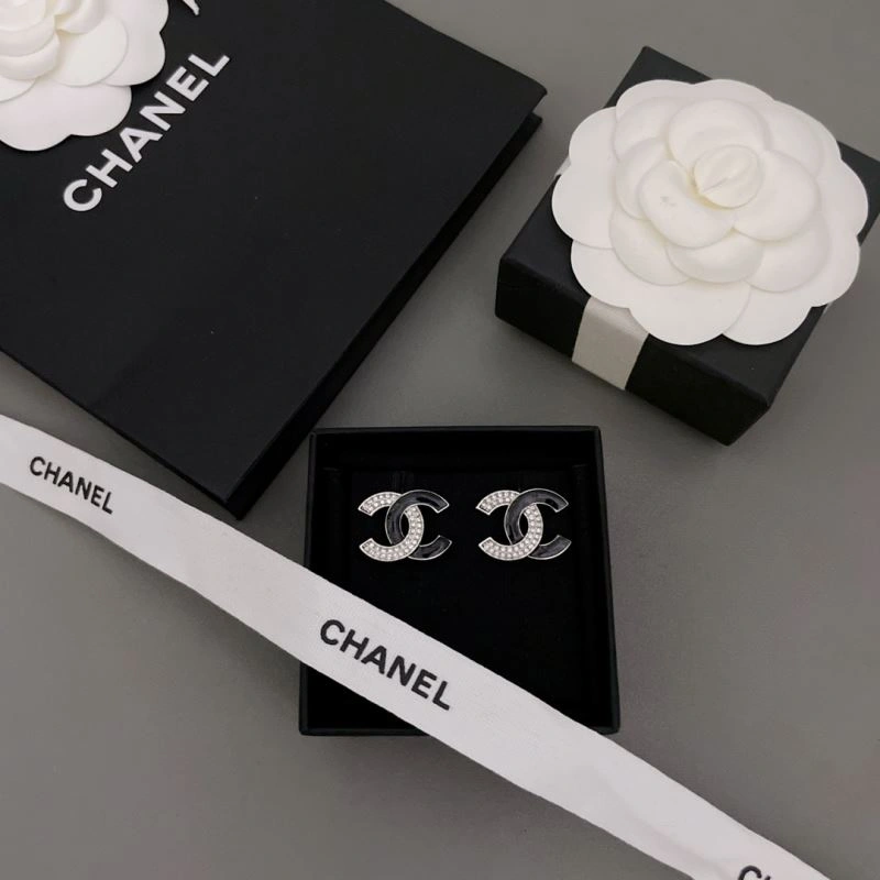 Chanel Earrings Stylish 227985