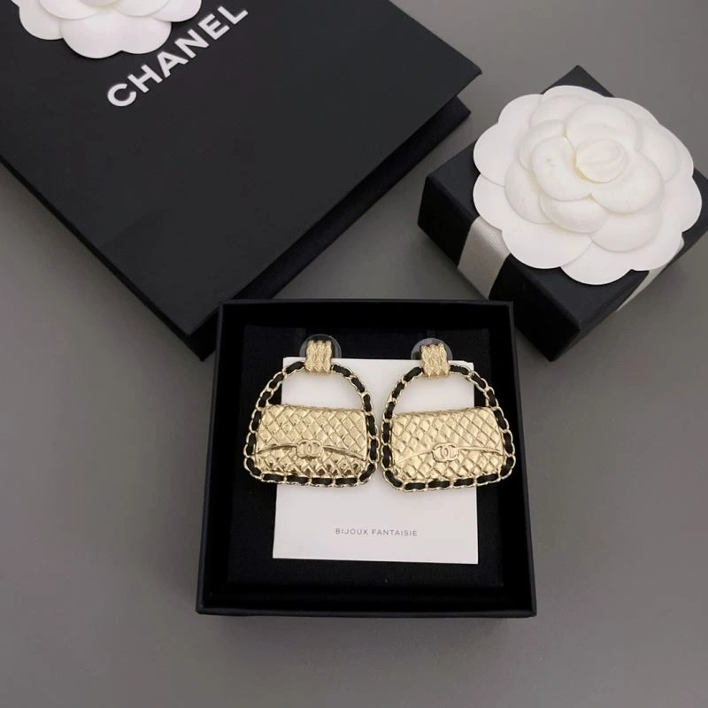 Chanel Earrings GoodFit 228004