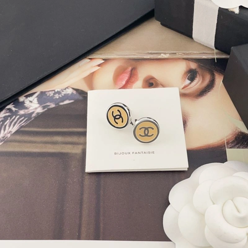 Affordable Chanel Earrings 228102