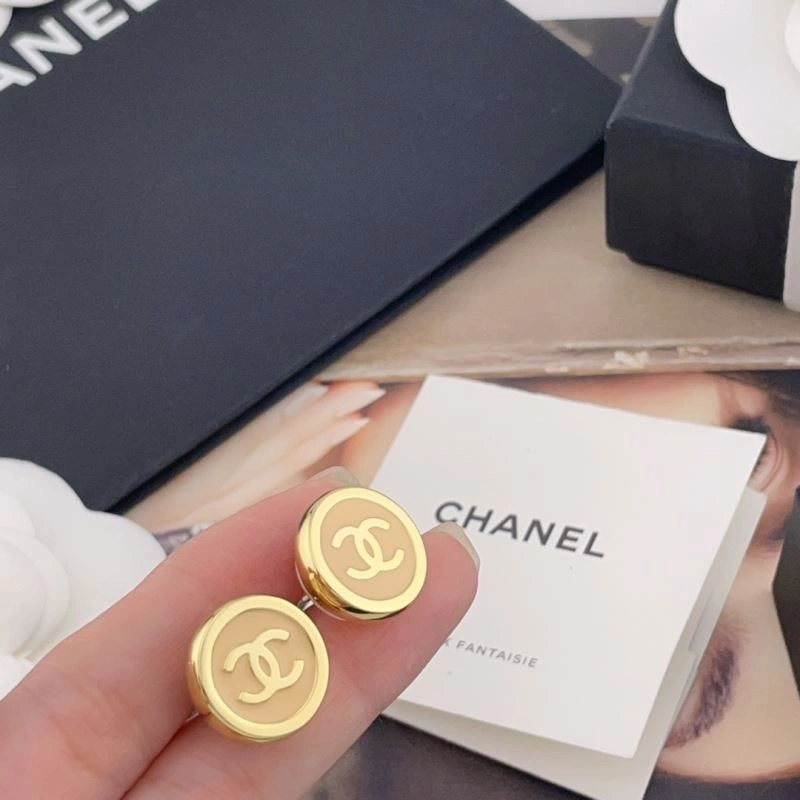 Affordable Chanel Earrings 228102