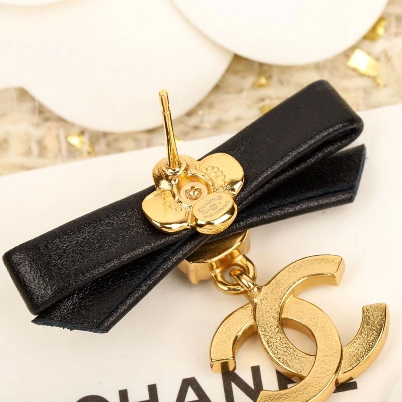 Popular Chanel Earrings 227982