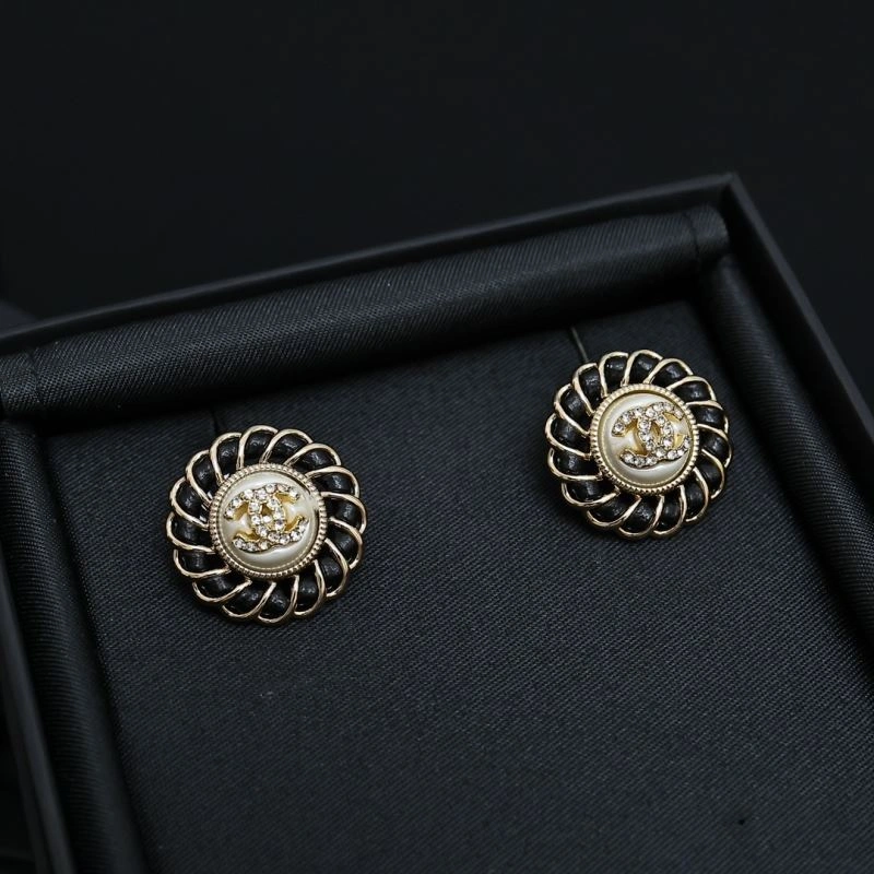 Attractive Chanel Earrings 228006