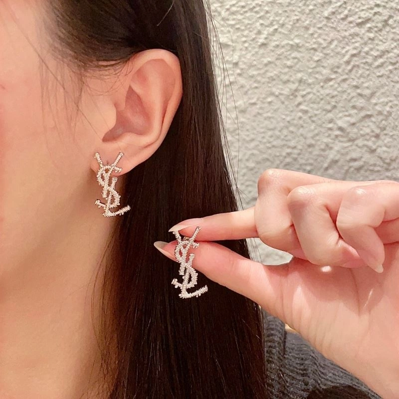 Practical Chanel Earrings 228059