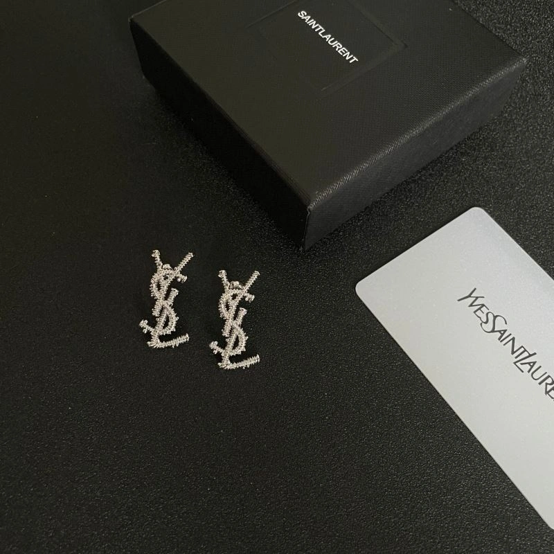 Practical Chanel Earrings 228059