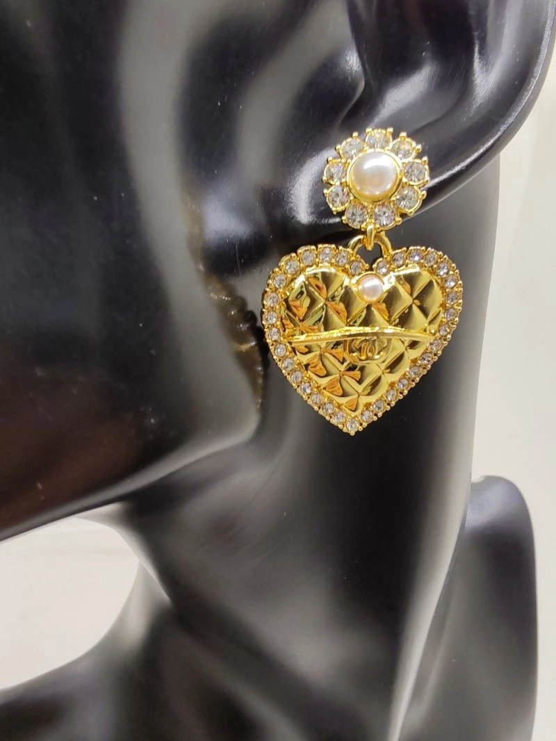 Chanel Earrings Bold 227999