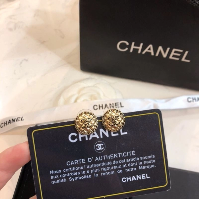 Chanel Earrings Reliable 227980