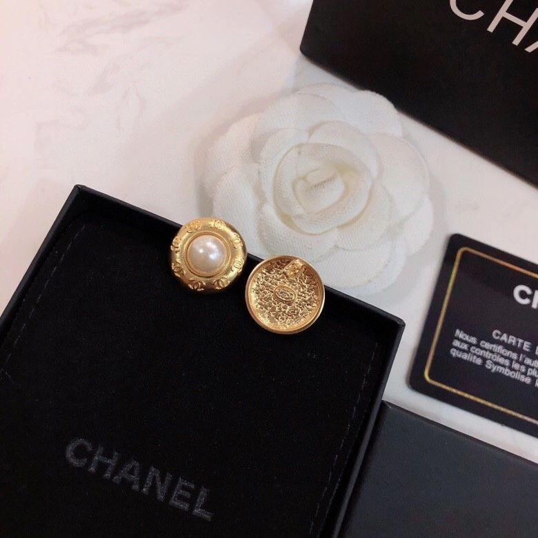 Chanel Earrings SmoothTexture 227993
