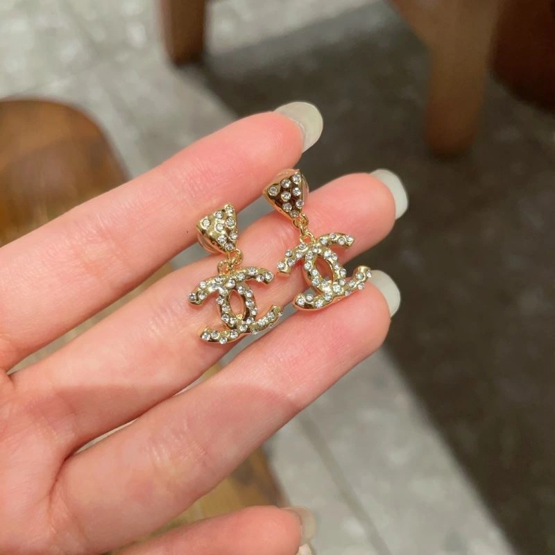 Attractive Chanel Earrings 228001
