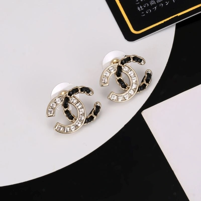 Chanel Earrings Sleek 228029