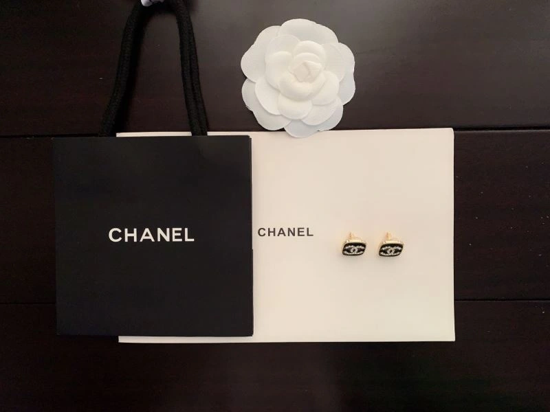 SunProtective Chanel Earrings 227953