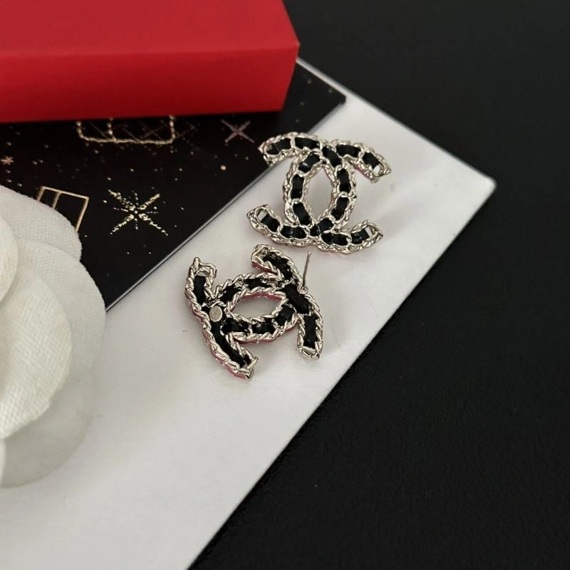 Chanel Earrings Affordable 227936