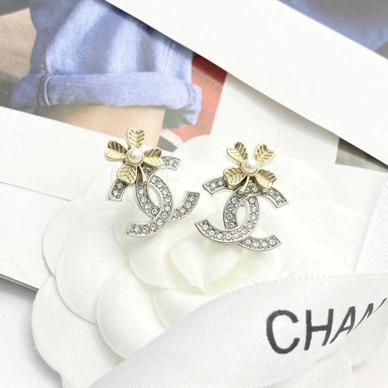 Chanel Earrings Affordable 227940