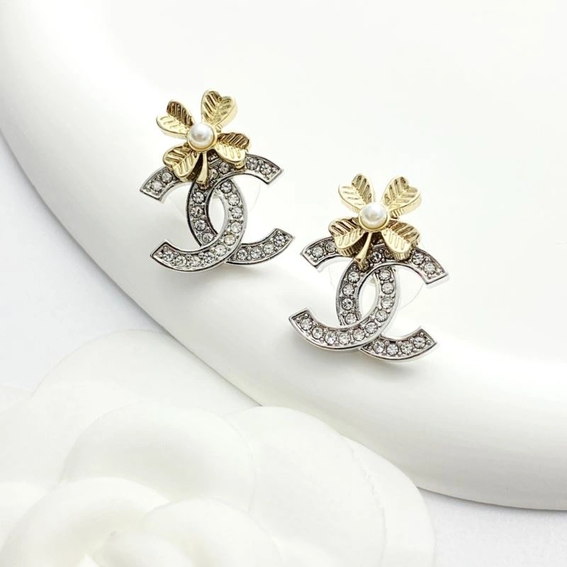 Chanel Earrings Affordable 227940