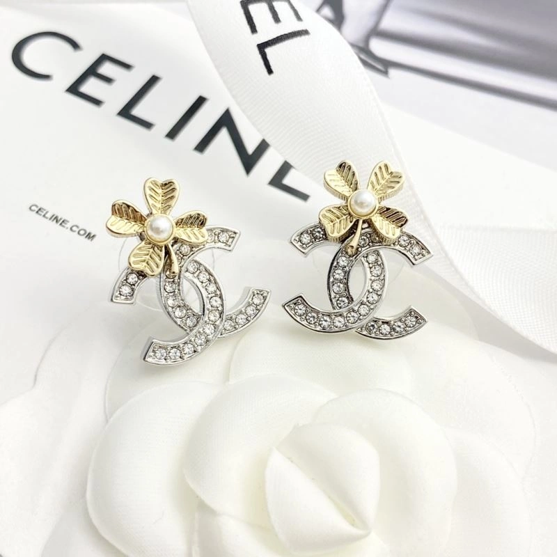Chanel Earrings Affordable 227940