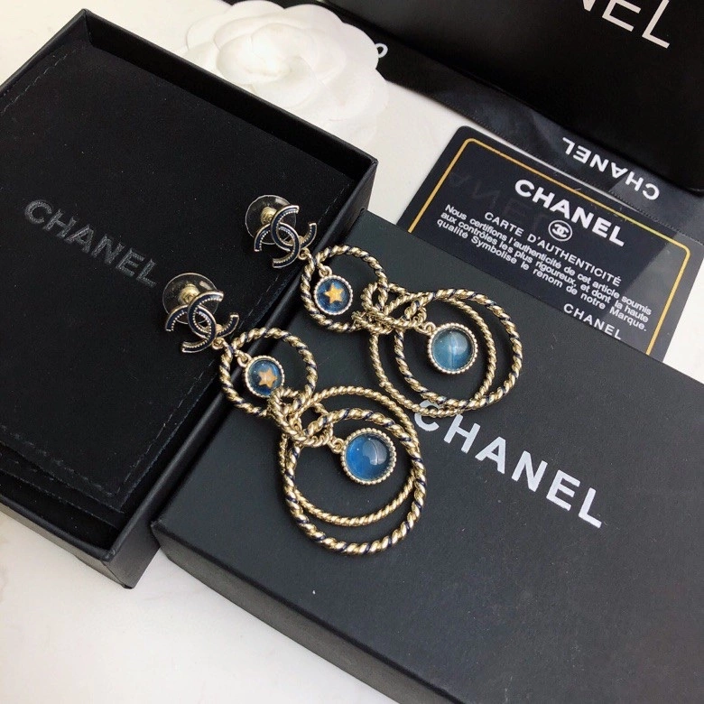 Chanel Earrings Fashionable 227960
