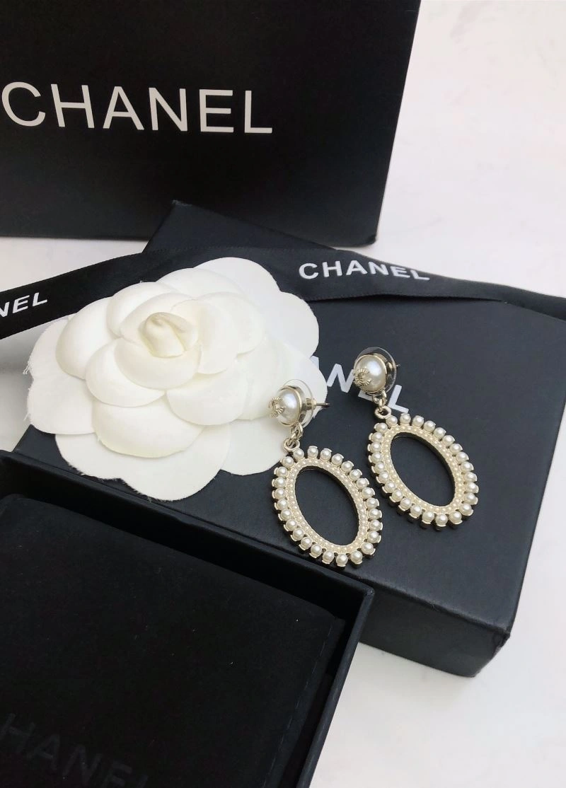 Seasonal Chanel Earrings 227947