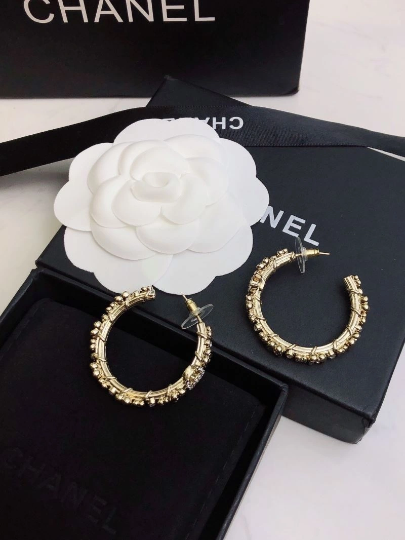 Youthful Chanel Earrings 228000