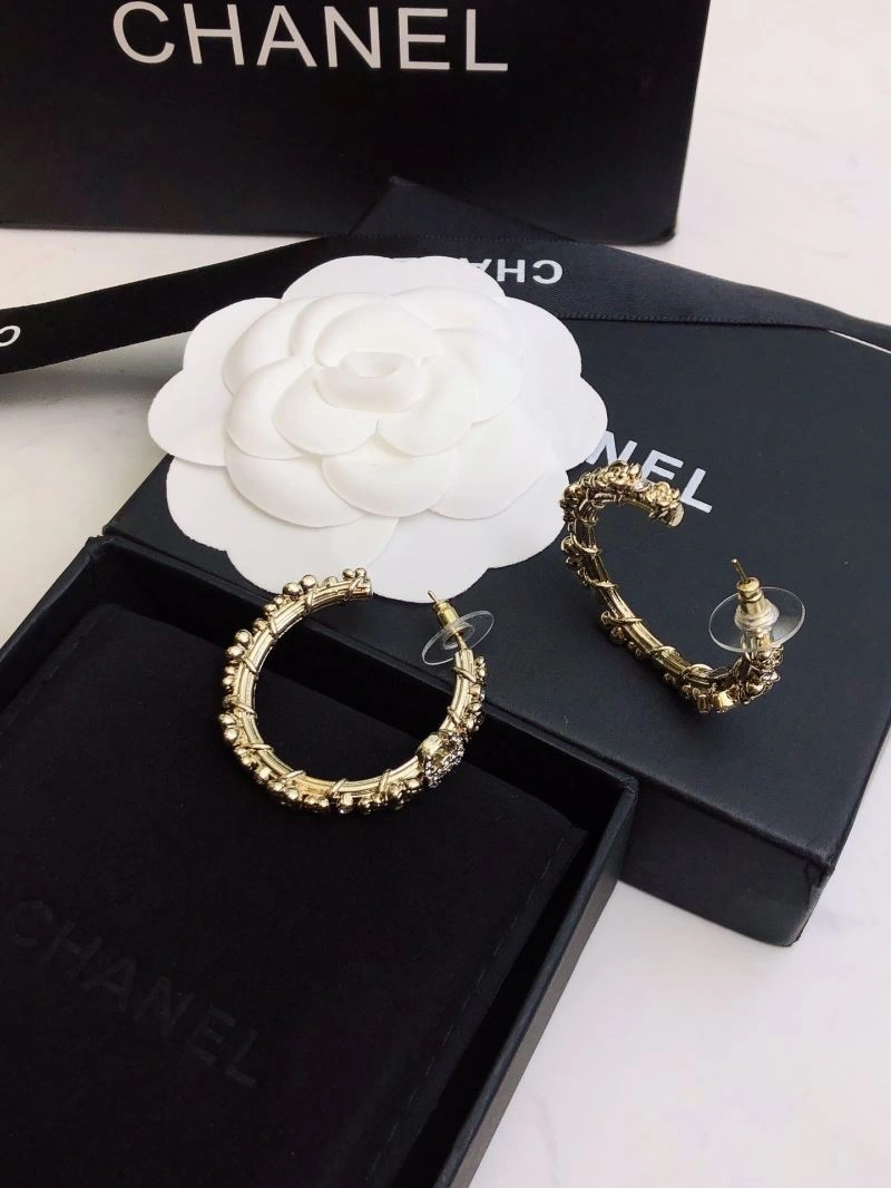 Youthful Chanel Earrings 228000