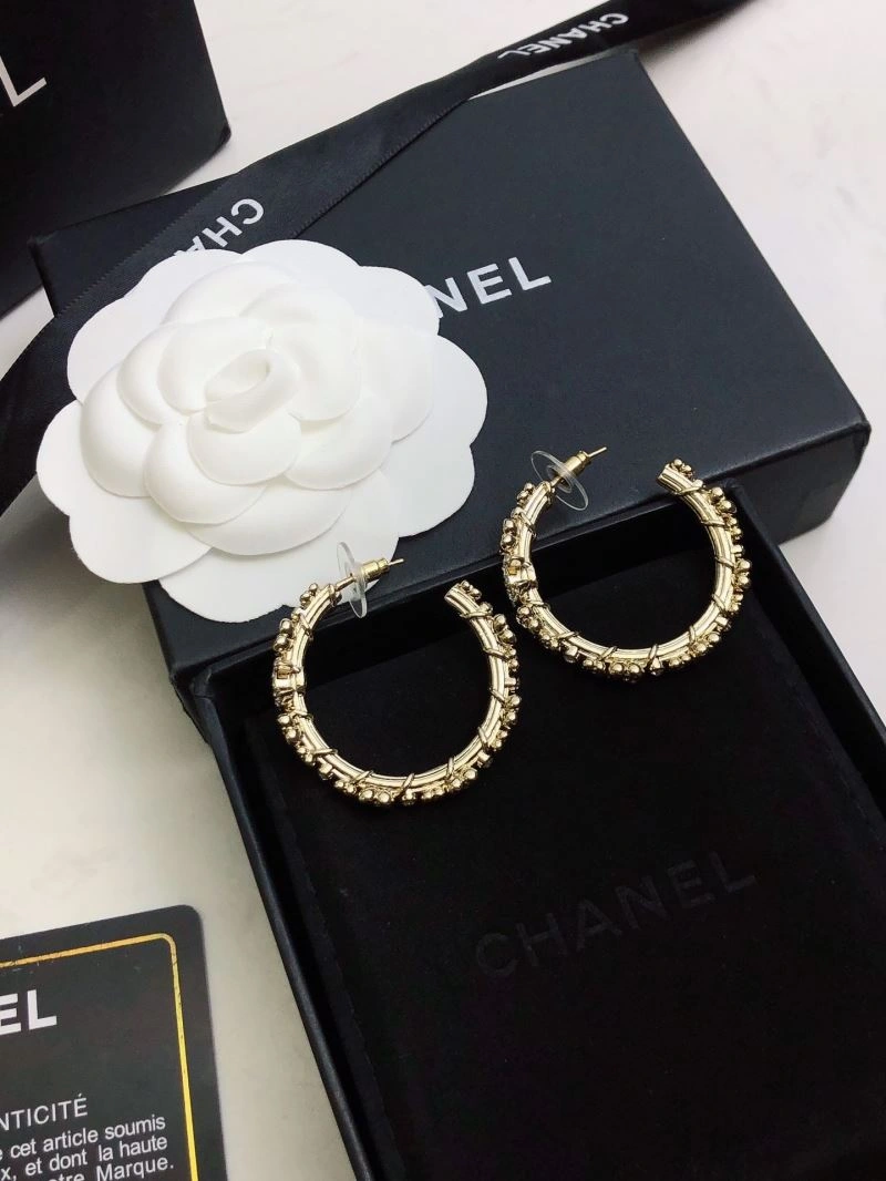 Youthful Chanel Earrings 228000