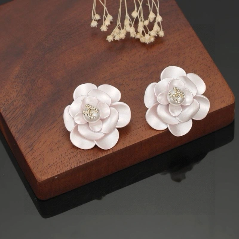 Chanel Earrings Lightweight 227907