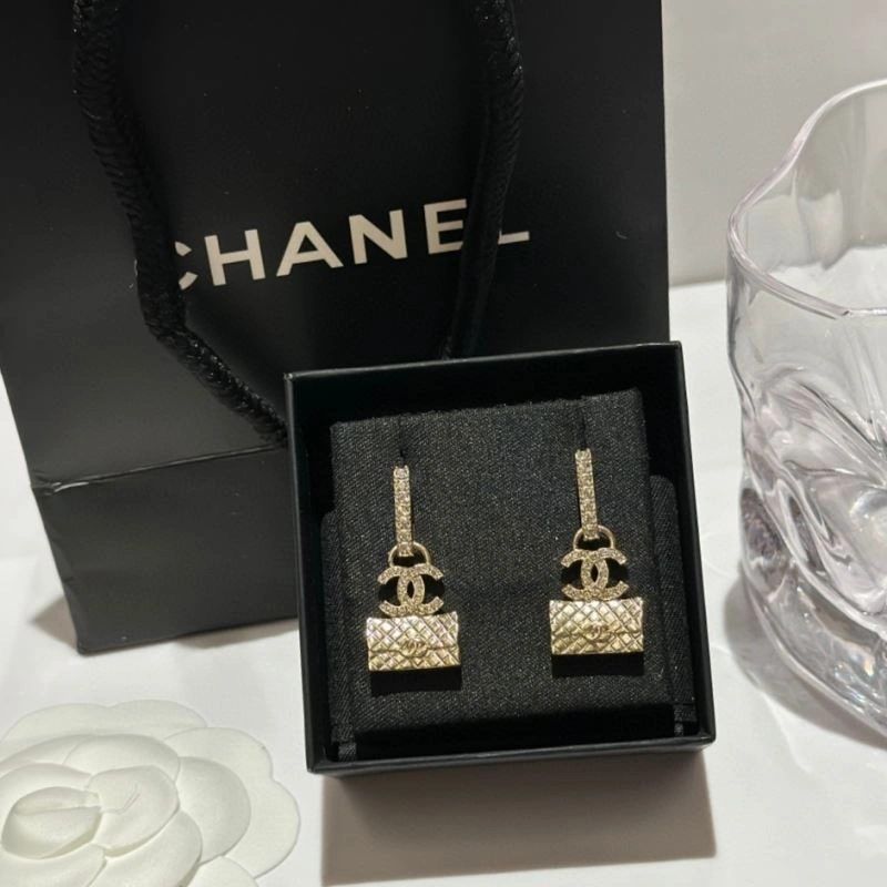 Chanel Earrings Compact 227932