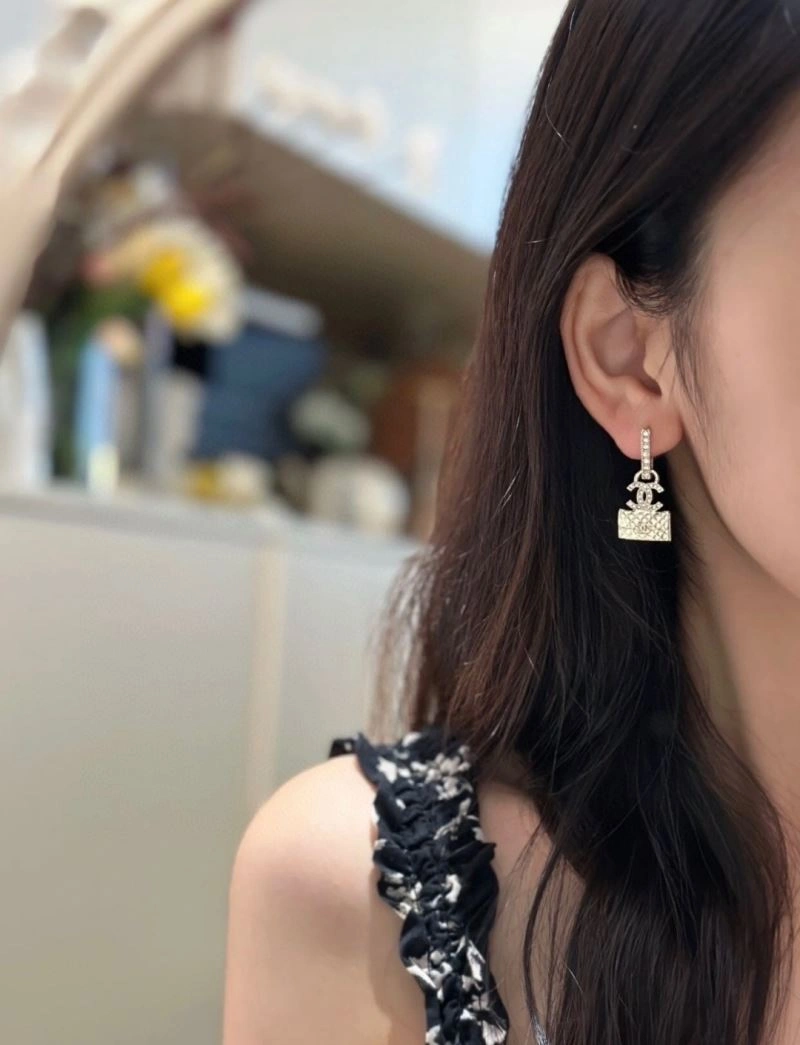 Chanel Earrings Compact 227932