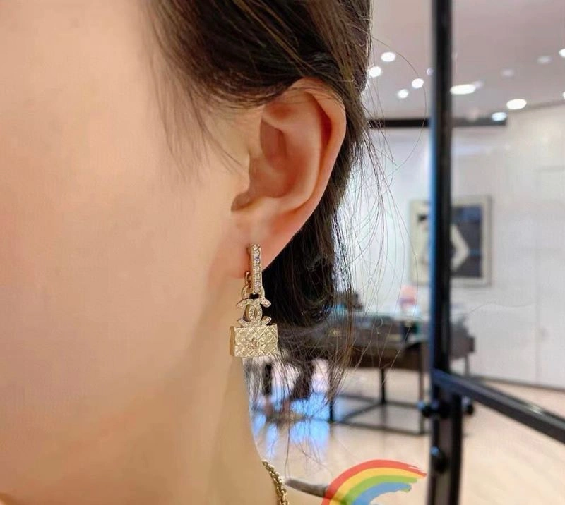 Chanel Earrings Compact 227932