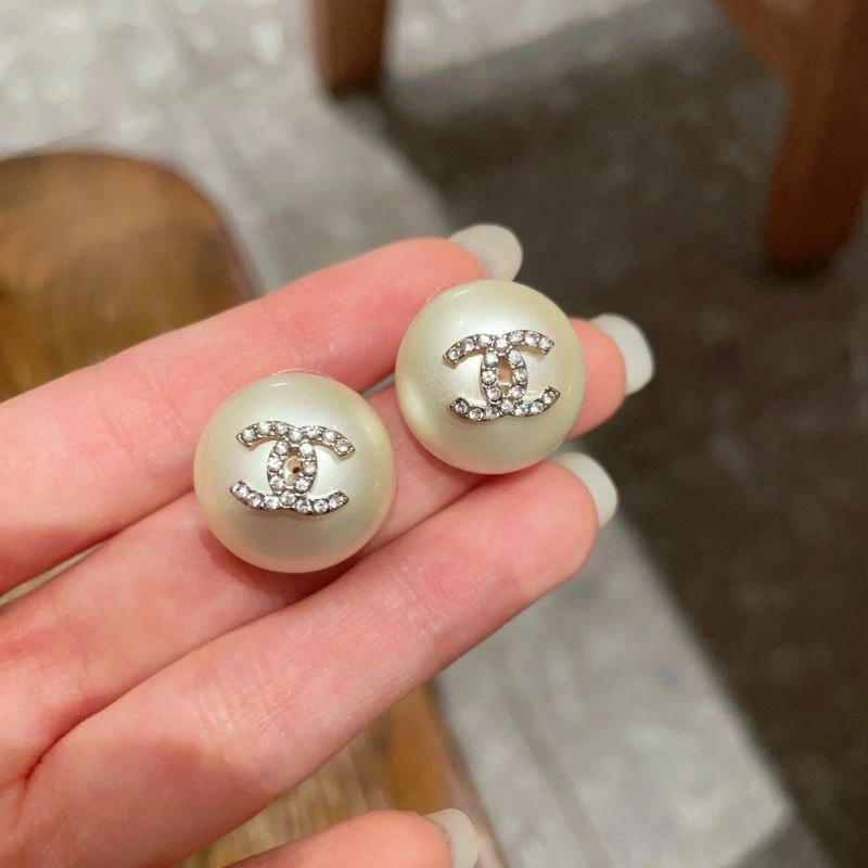 Chanel Earrings Minimalist 227893