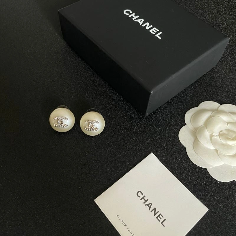 Chanel Earrings Minimalist 227893