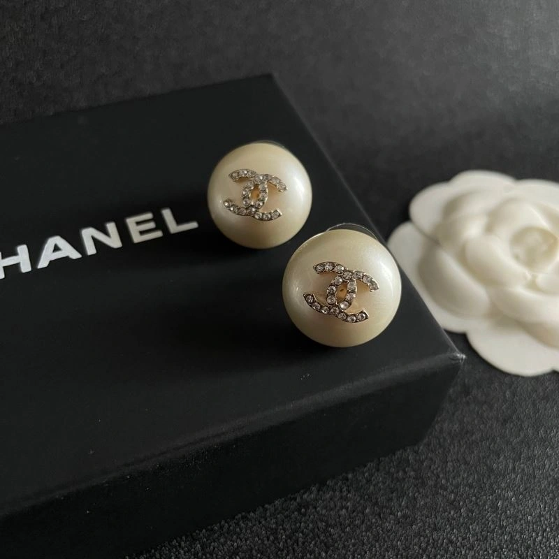 Chanel Earrings Minimalist 227893