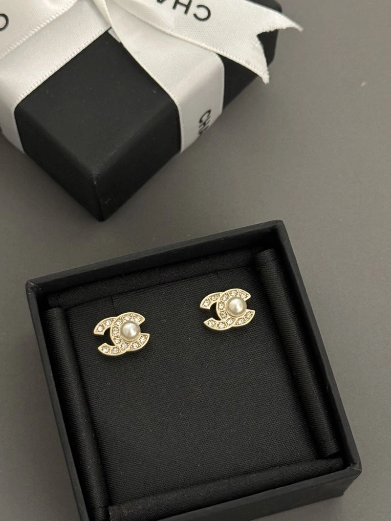Chanel Earrings Affordable 227873