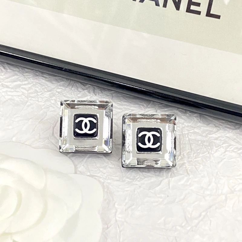 Unique Chanel Earrings 227921